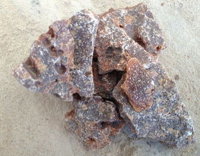 長(zhǎng)期大 出口級(jí)優(yōu)質(zhì)電熔鎂砂量